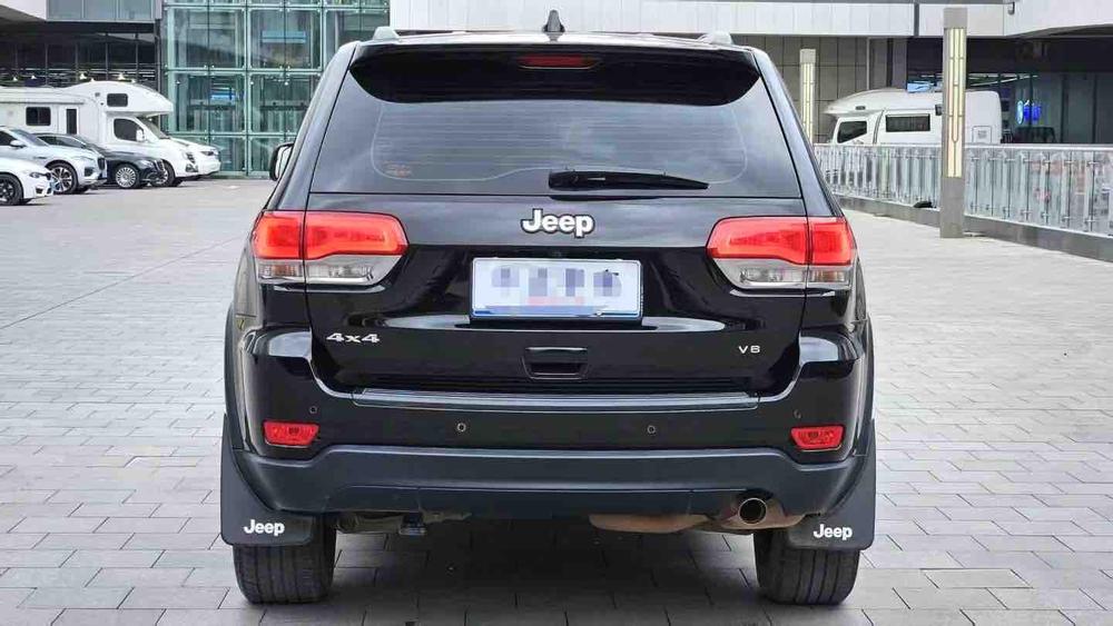 Jeep Grand Cherokee (Import)