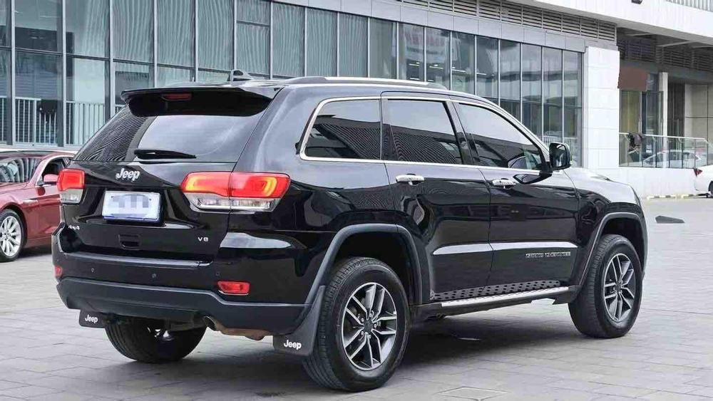 Jeep Grand Cherokee (Import)