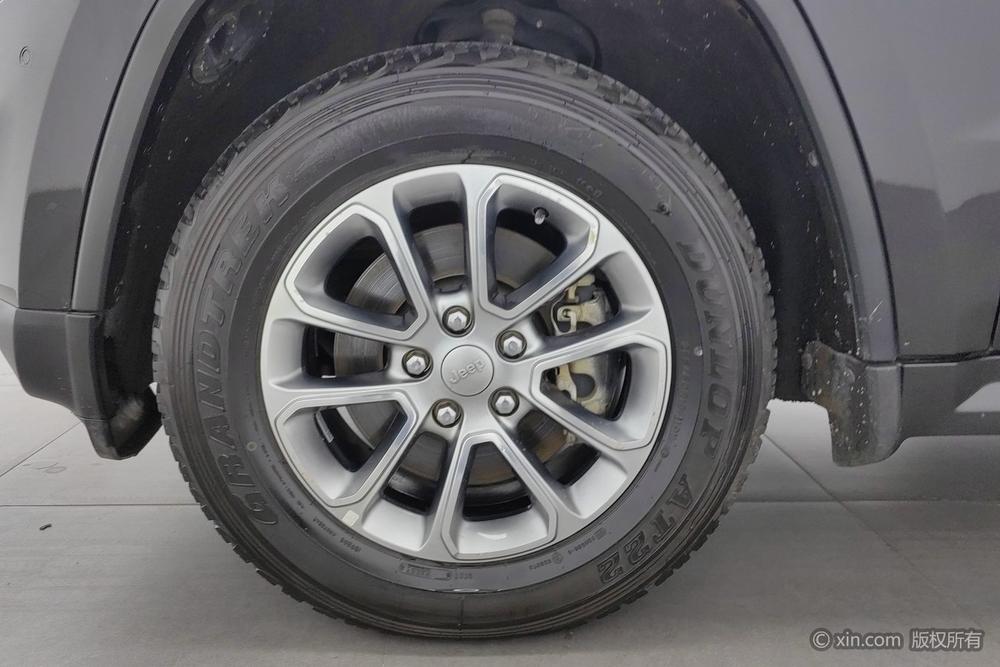 Jeep Grand Cherokee (Import)