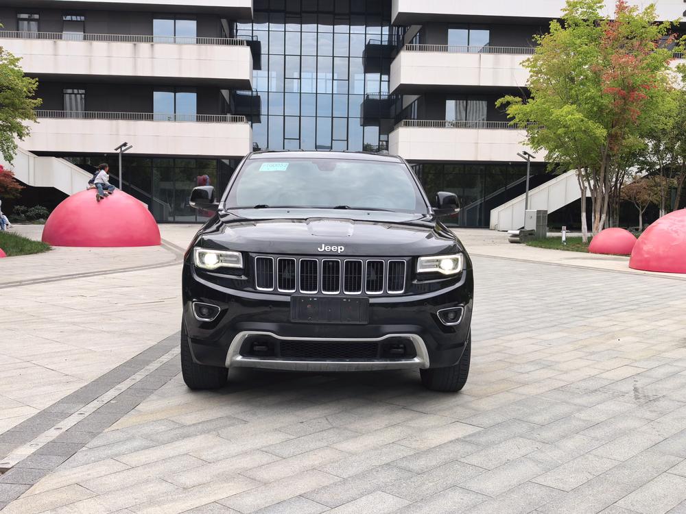 Jeep Grand Cherokee (Import)