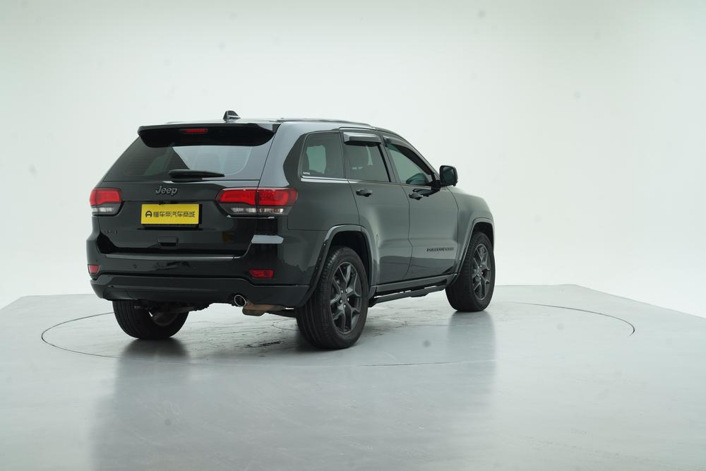 Jeep Grand Cherokee (Import)