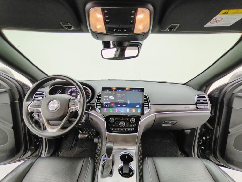 Jeep Grand Cherokee (Import)