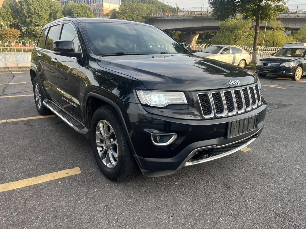 Jeep Grand Cherokee (Import)