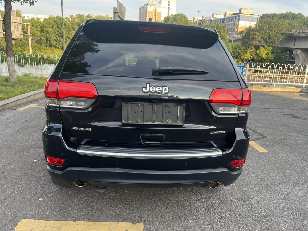 Jeep Grand Cherokee (Import)