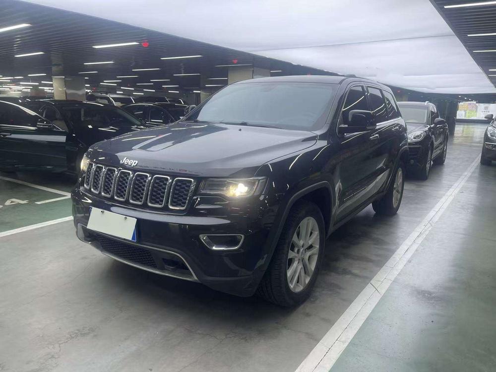 Jeep Grand Cherokee (Import)