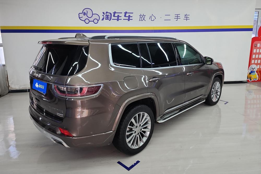 Jeep Grand Commander