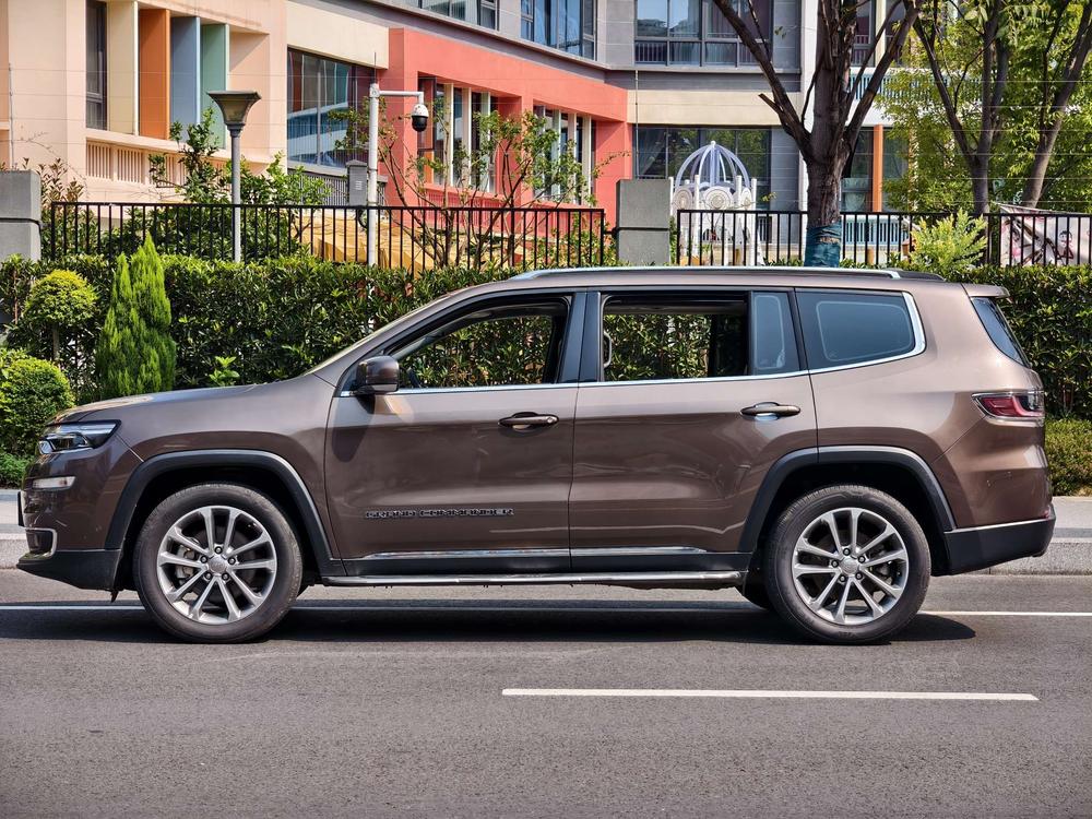 Jeep Grand Commander