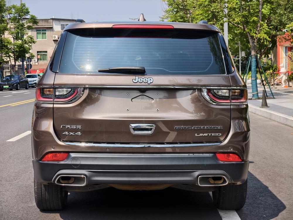 Jeep Grand Commander