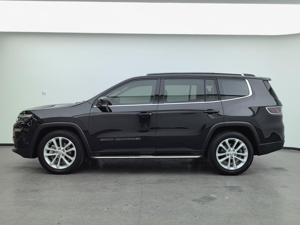 Jeep Grand Commander