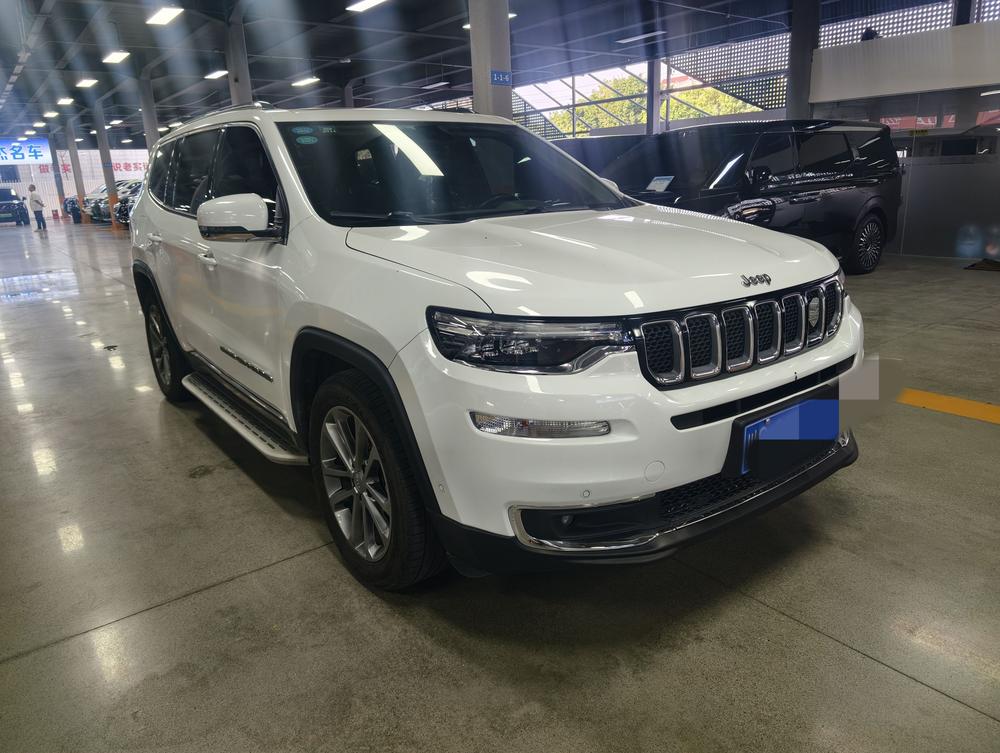 Jeep Grand Commander