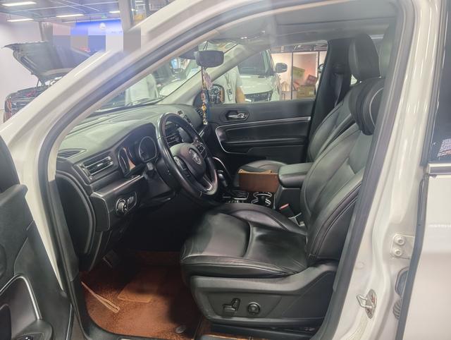 Jeep Grand Commander