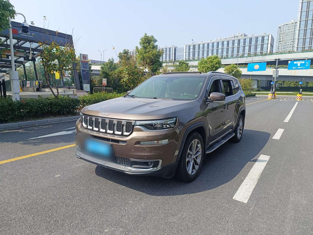 Jeep Grand Commander