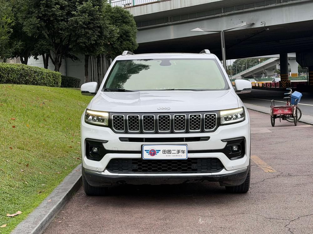 Jeep Grand Commander
