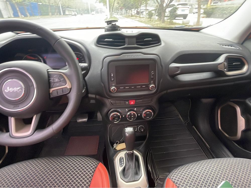 Jeep Renegade
