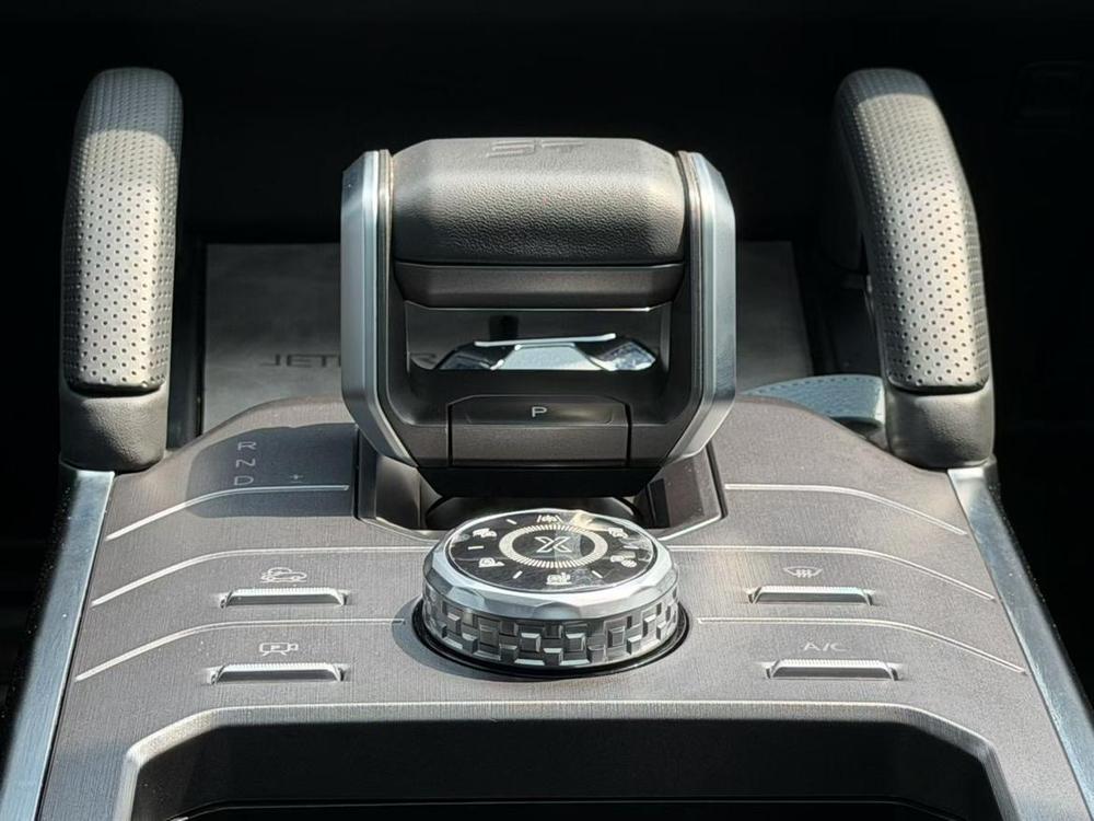 Jetour Jetour Traveller