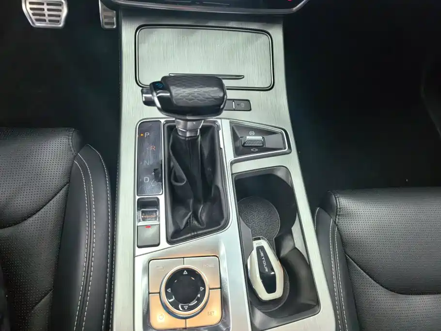 Jetour X70 PLUS