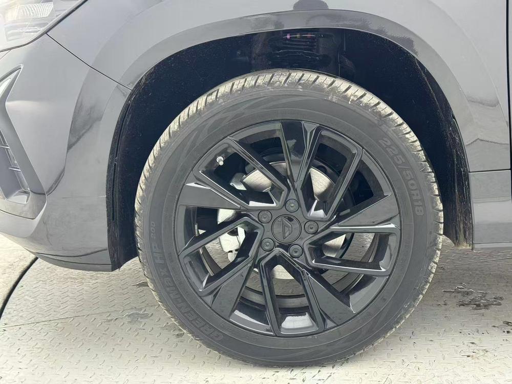 Jetta Jetta VS5