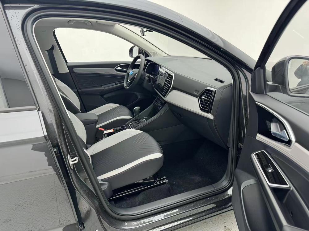 Jetta Jetta VS5