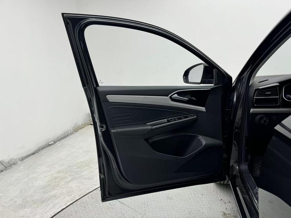 Jetta Jetta VS5