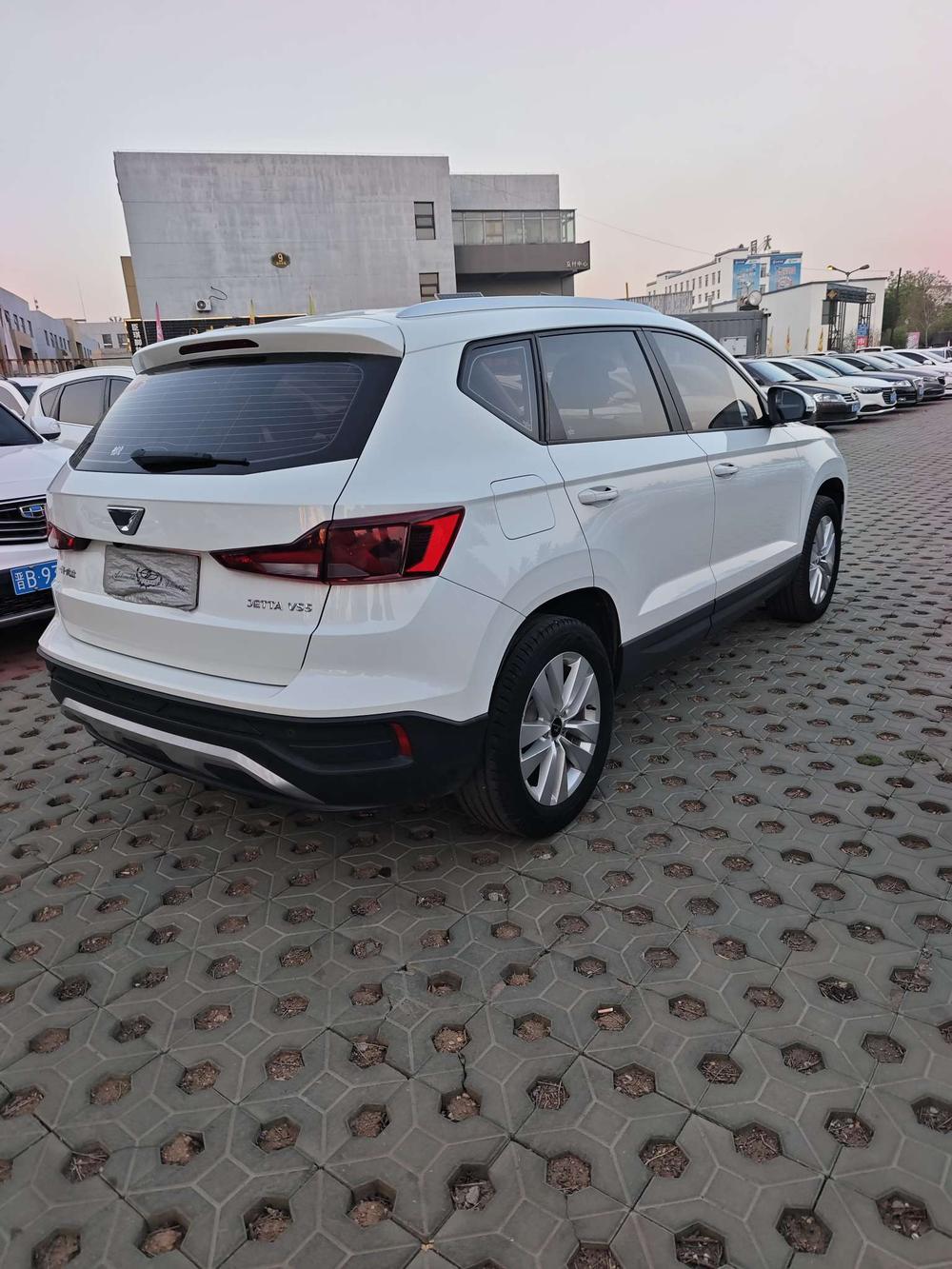 Jetta Jetta VS5