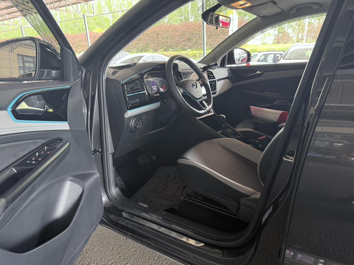 Jetta Jetta VS5
