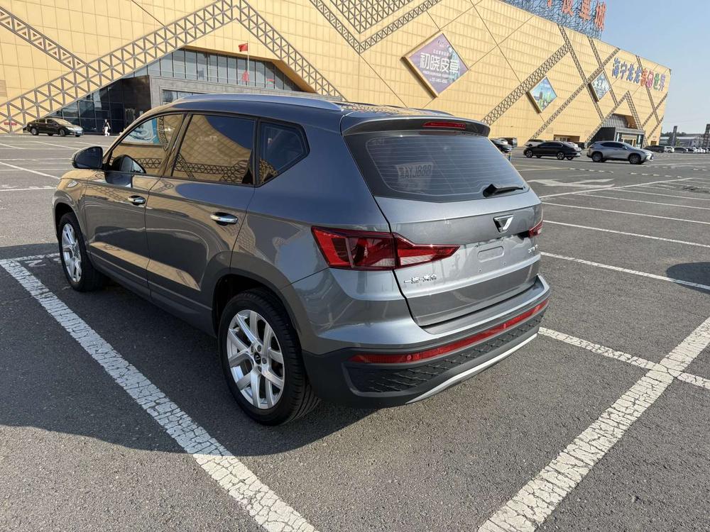 Jetta Jetta VS5
