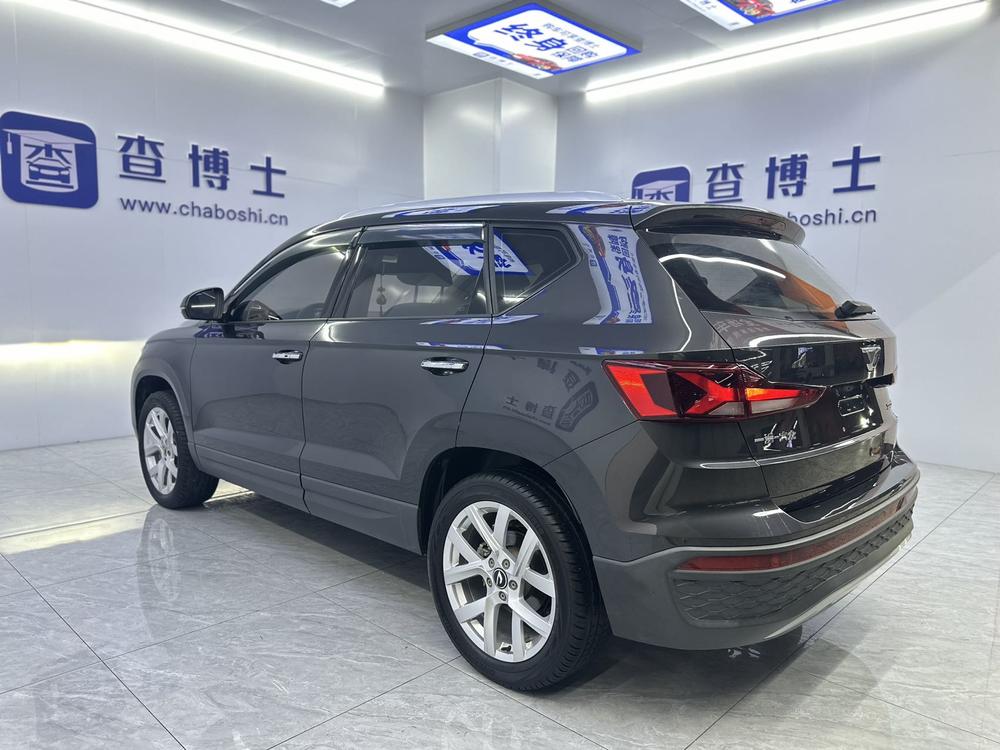 Jetta Jetta VS5