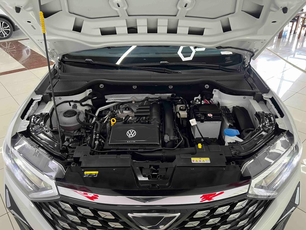 Jetta Jetta VS5