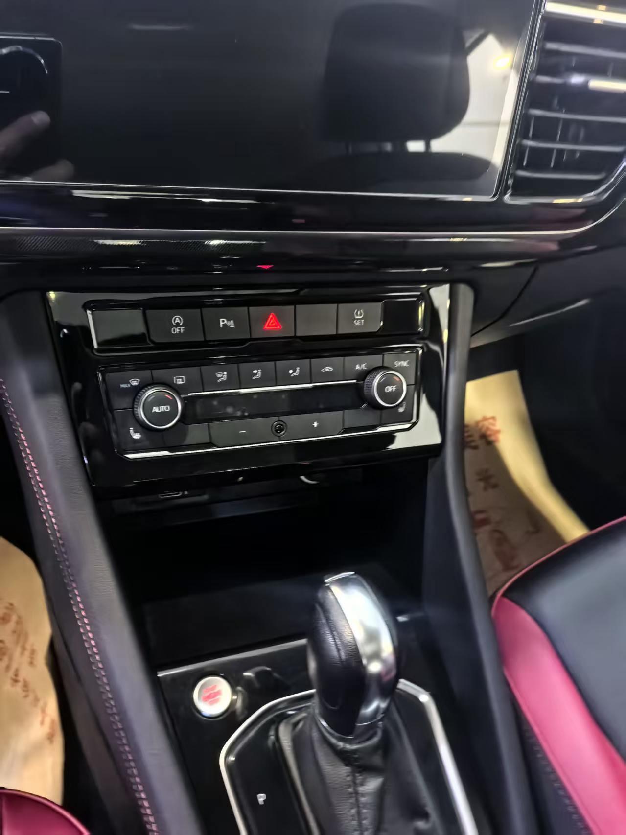 Jetta Jetta VS5