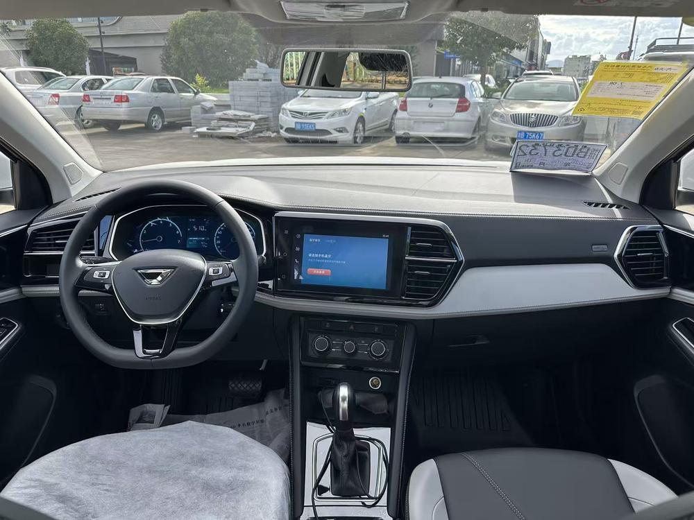 Jetta Jetta VS5