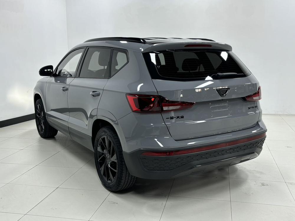 Jetta Jetta VS5