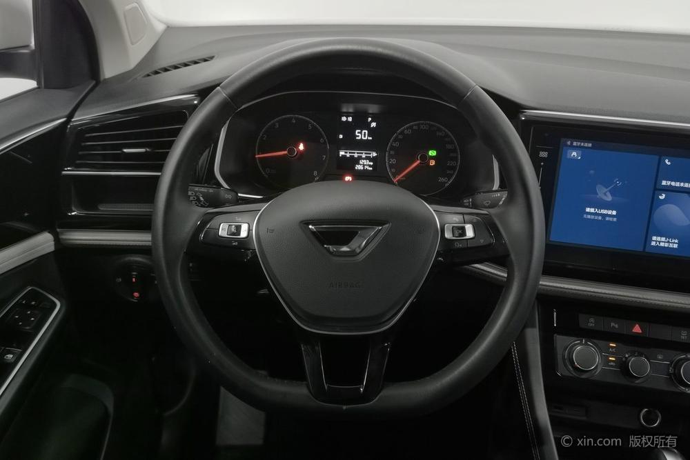 Jetta Jetta VS5