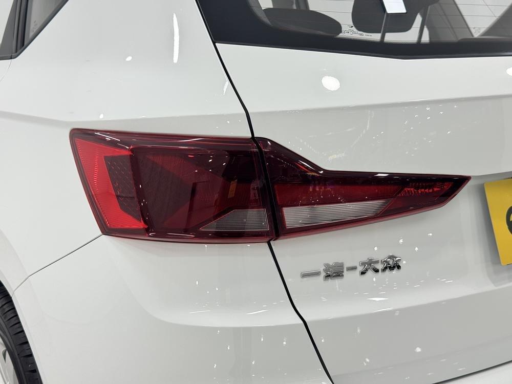 Jetta Jetta VS5