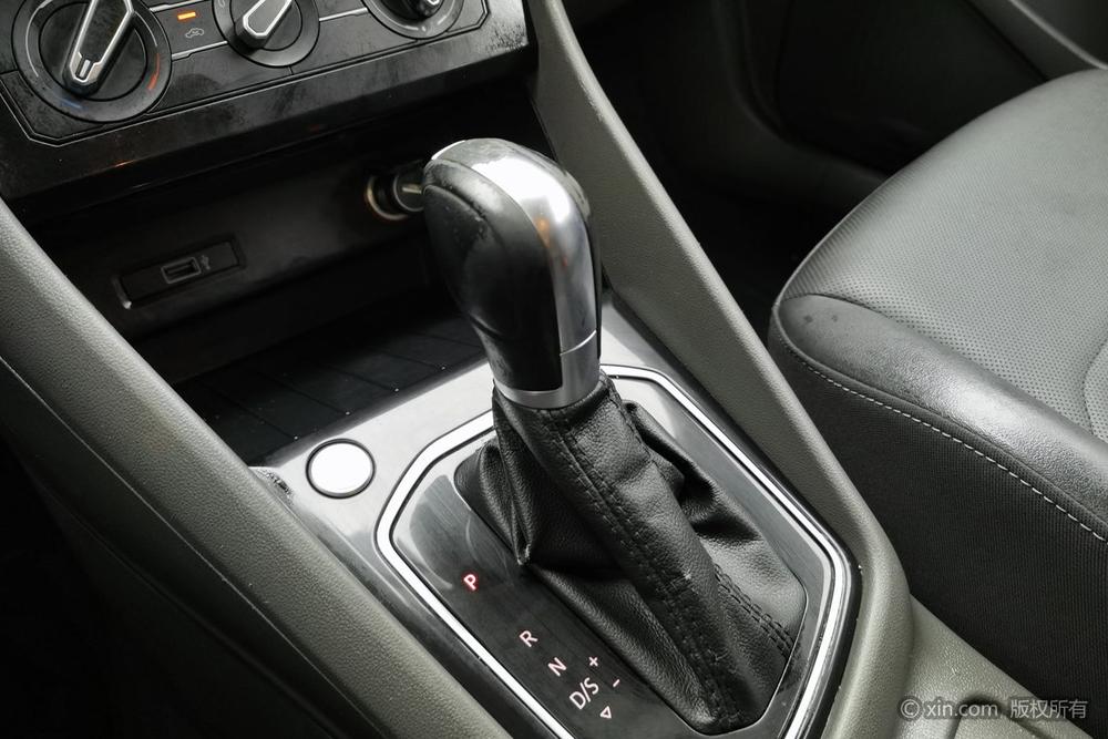 Jetta Jetta VS5