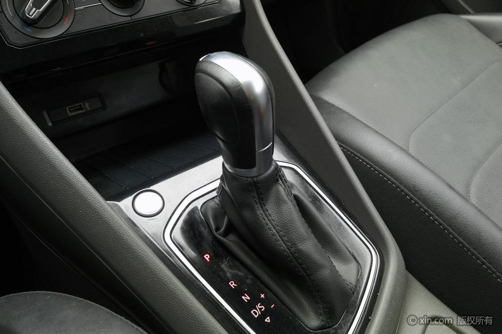 Jetta Jetta VS5