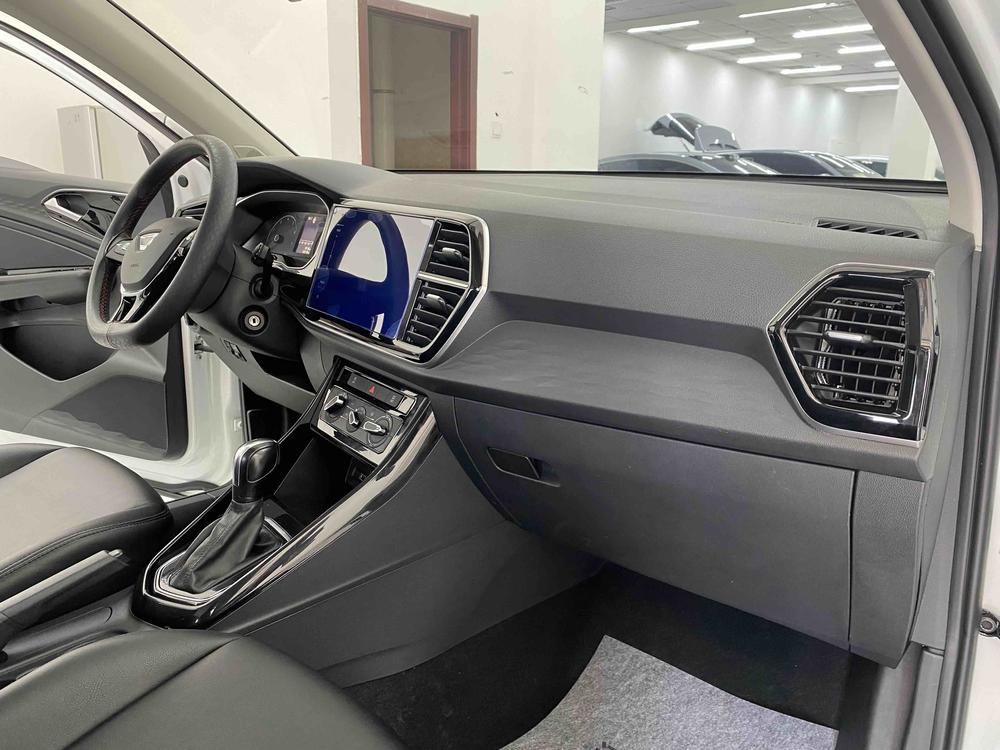 Jetta Jetta VS5