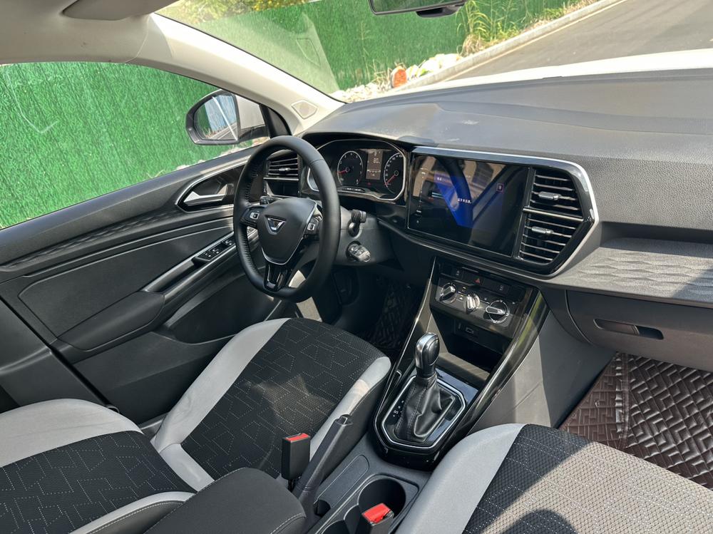 Jetta Jetta VS5