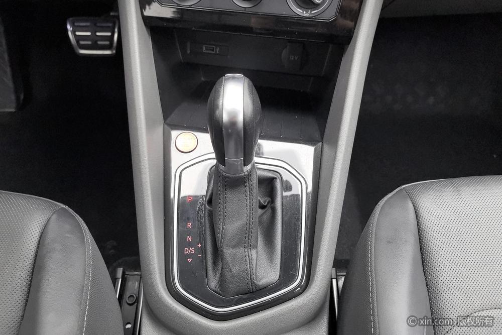 Jetta Jetta VS5