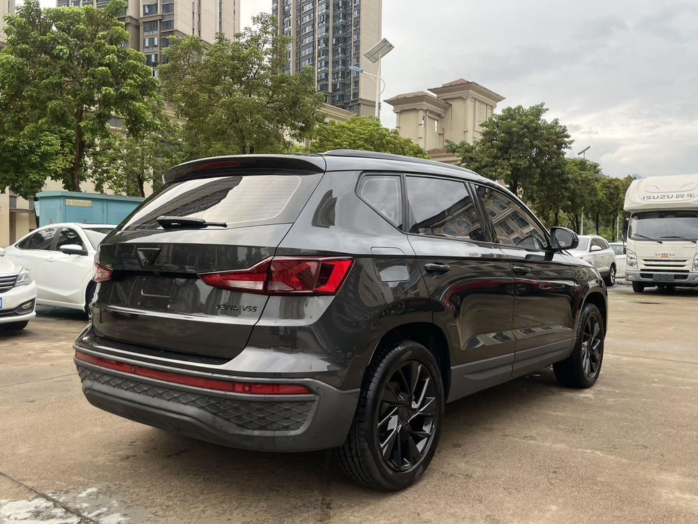 Jetta Jetta VS5