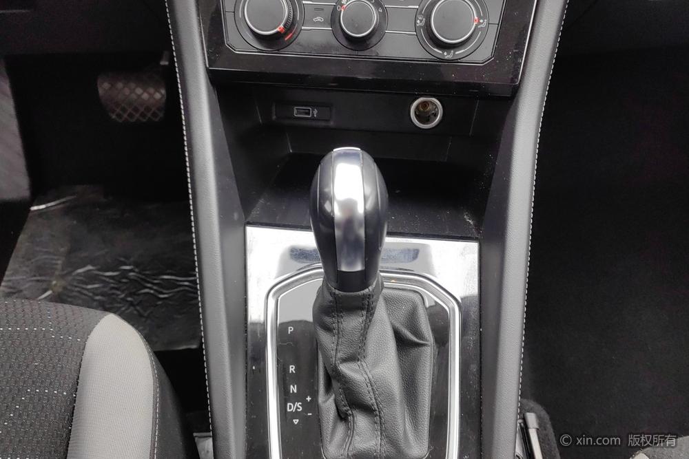 Jetta Jetta VS5