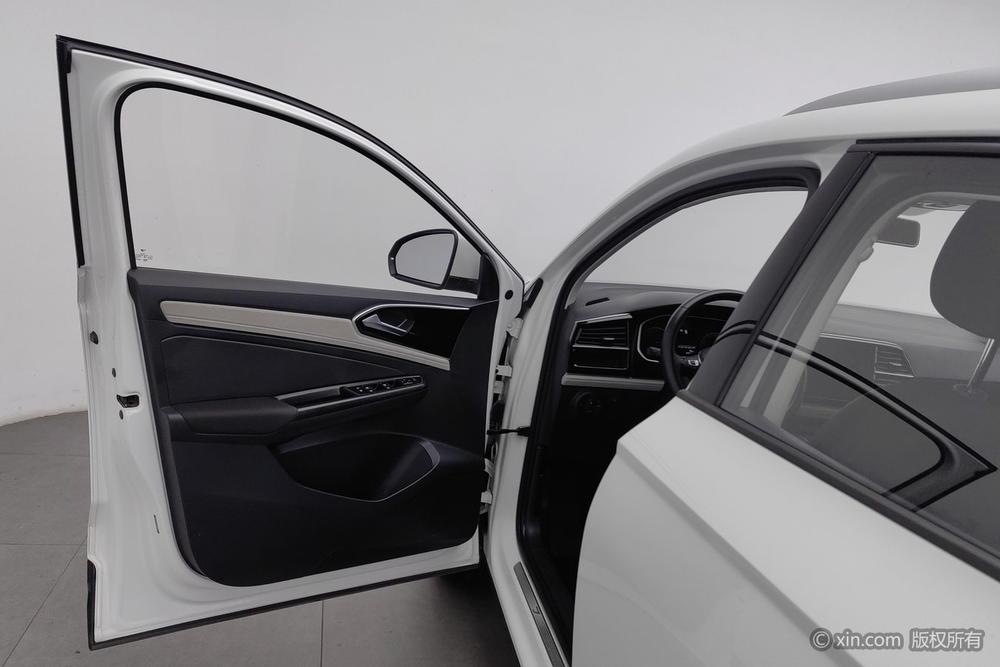 Jetta Jetta VS5