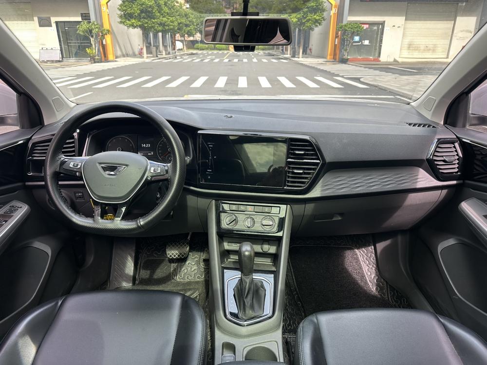 Jetta Jetta VS5