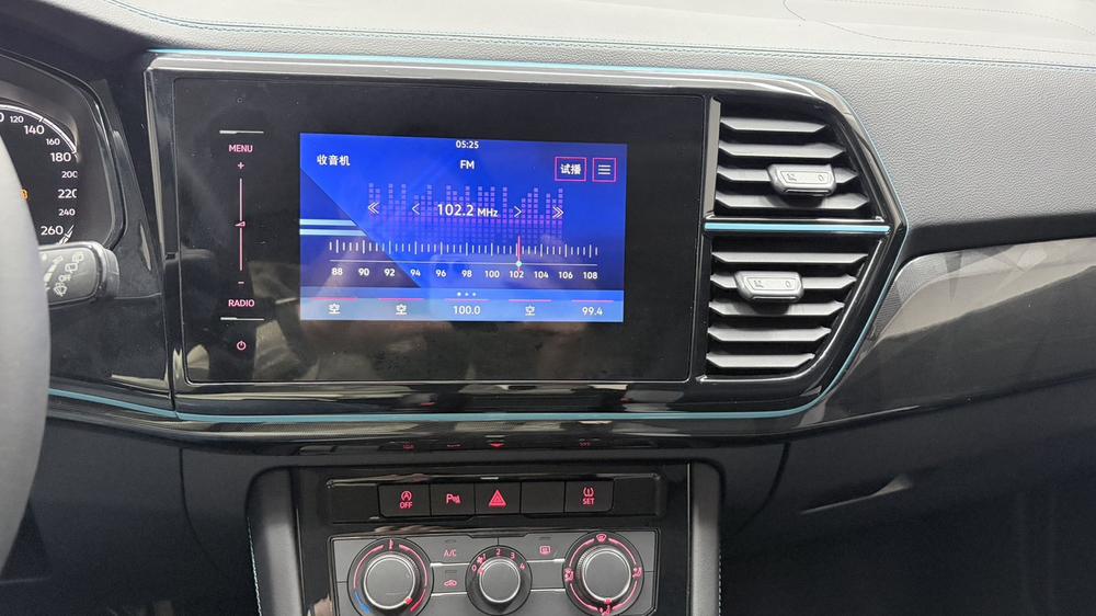 Jetta Jetta VS5