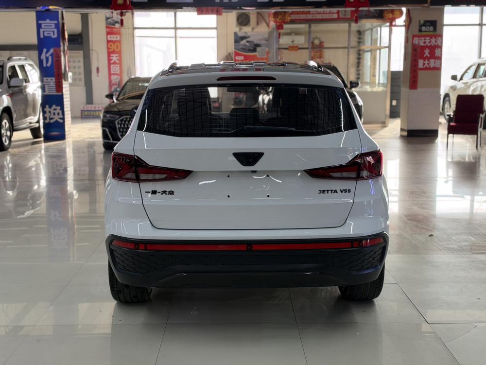 Jetta Jetta VS5