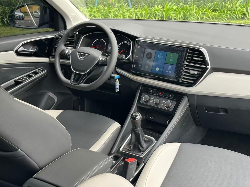 Jetta Jetta VS5