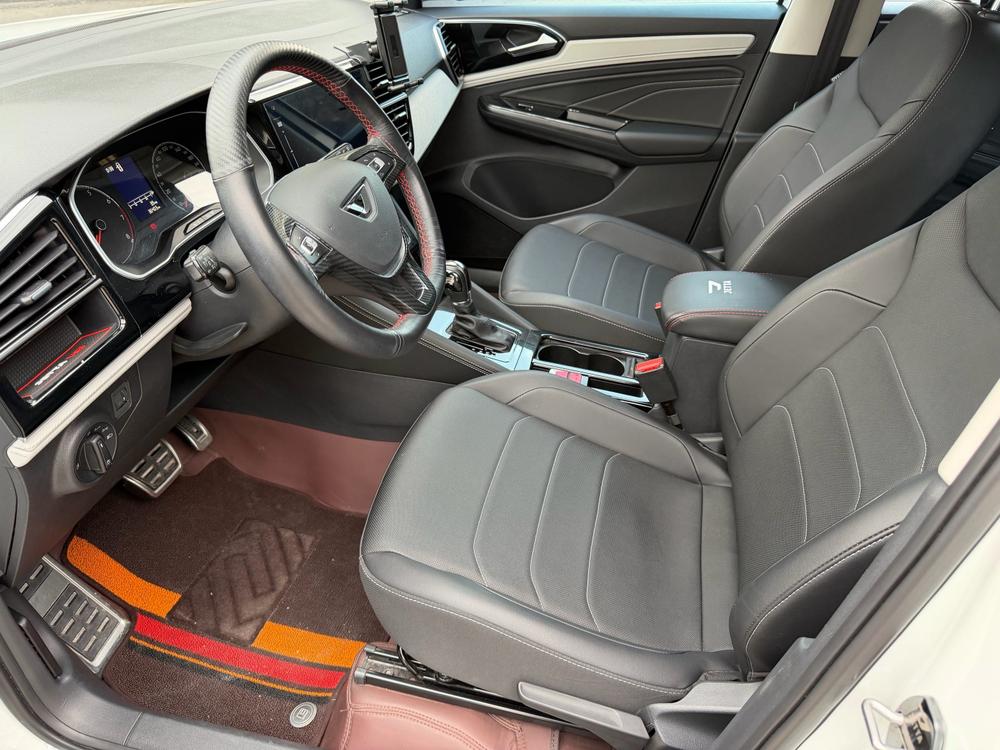 Jetta Jetta VS5