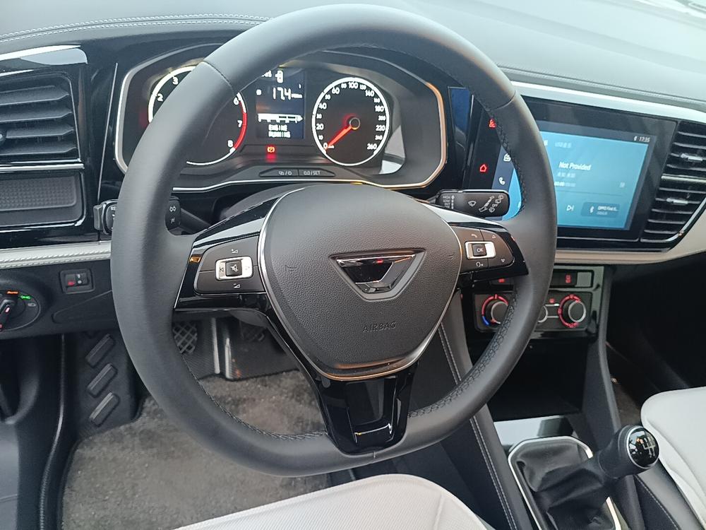 Jetta Jetta VS5