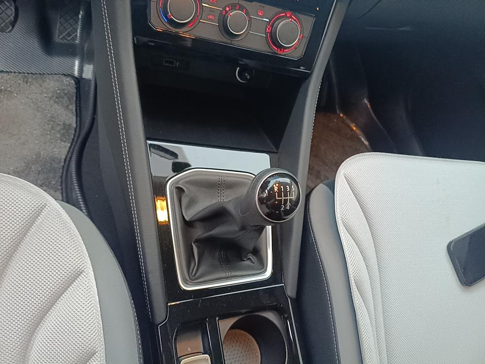 Jetta Jetta VS5