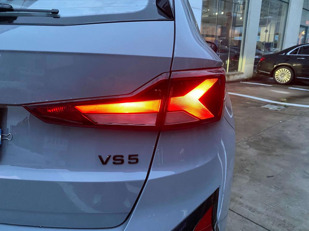 Jetta Jetta VS5
