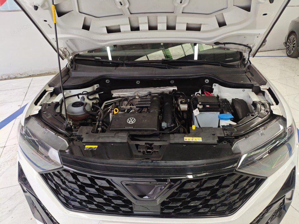 Jetta Jetta VS5